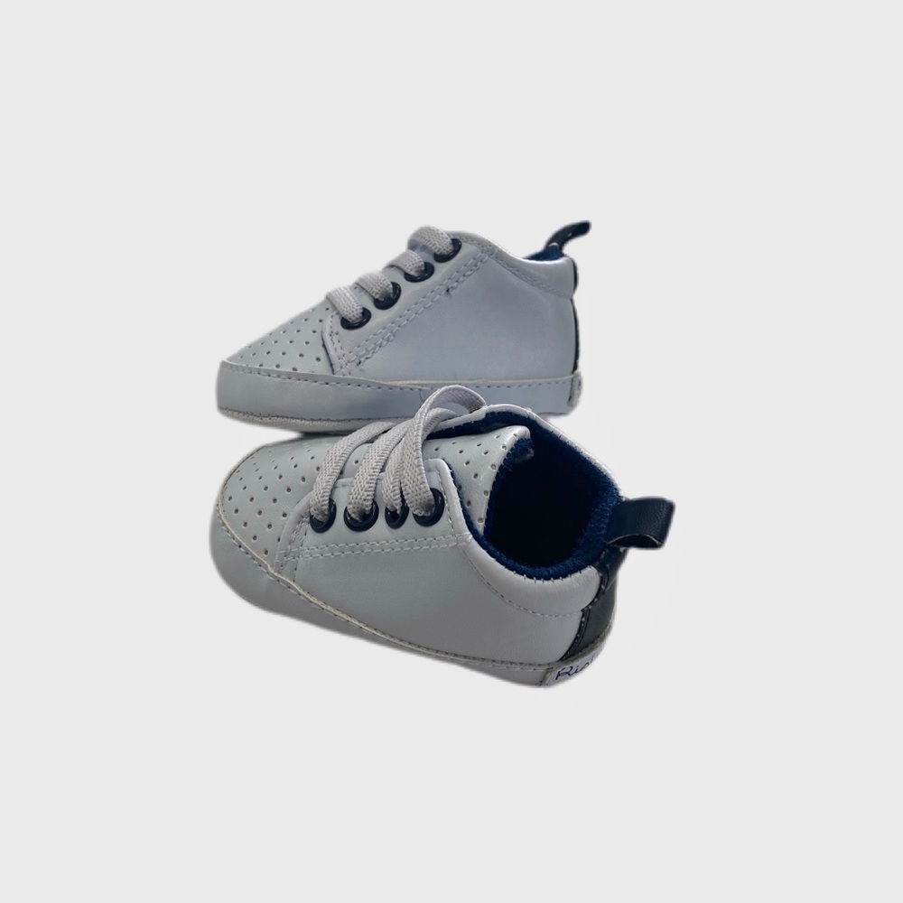 Rising Star Sneakers